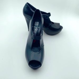 HANDMADE PATENT LEATHER WOMAN PLATFORM HEELS